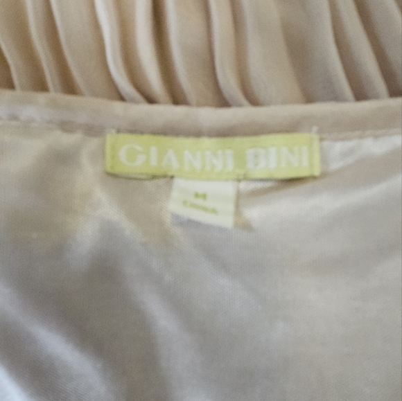 Gianni Bini Pleated Maxi Dress - Picture 2 of 3